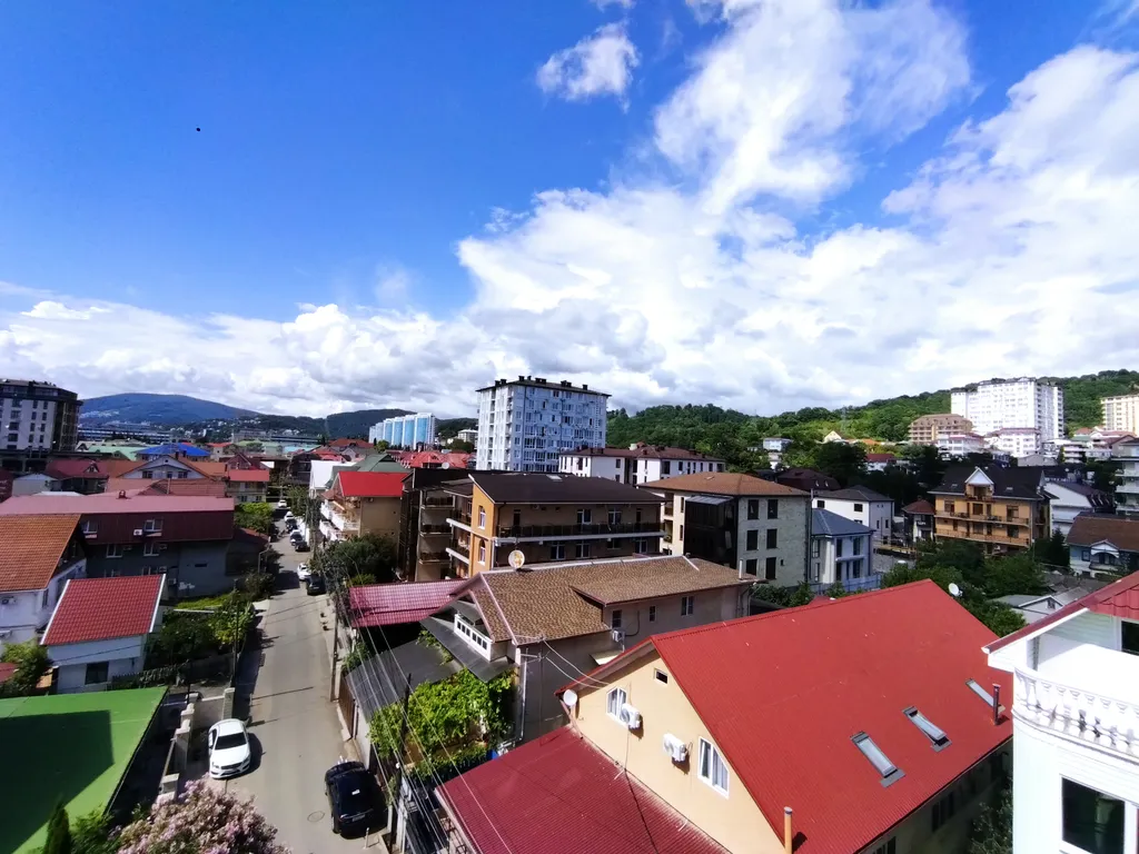 Трехуровневая 3-к квартира с террасой, у моря