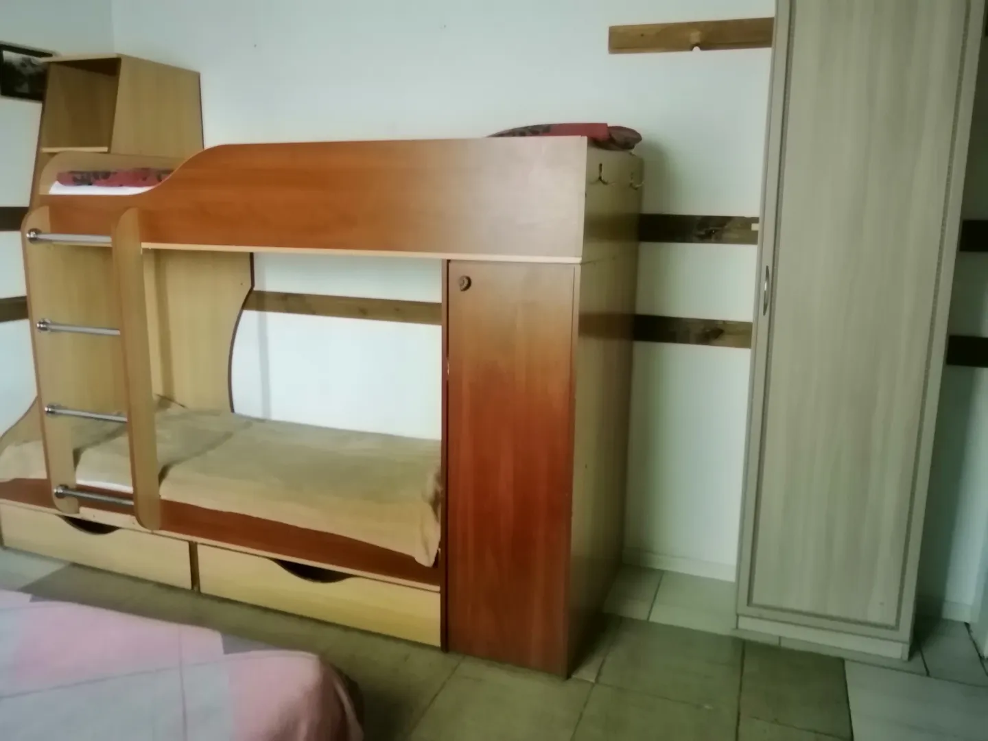 Первая спальня