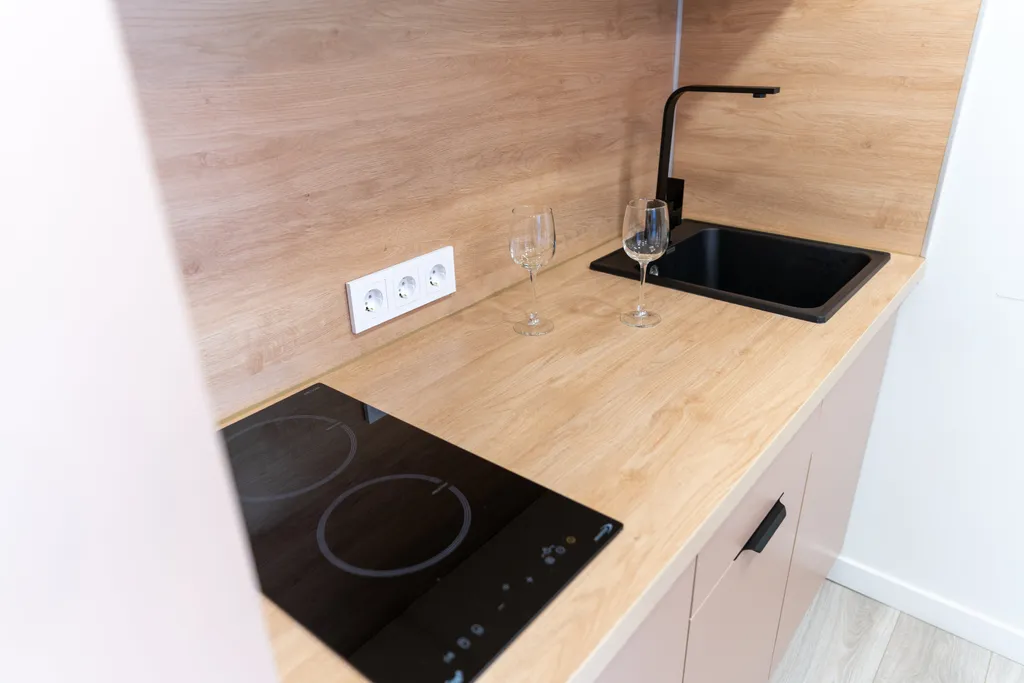 Квартира Квартира Яркая студия с балконом для пары — Екатеринбург