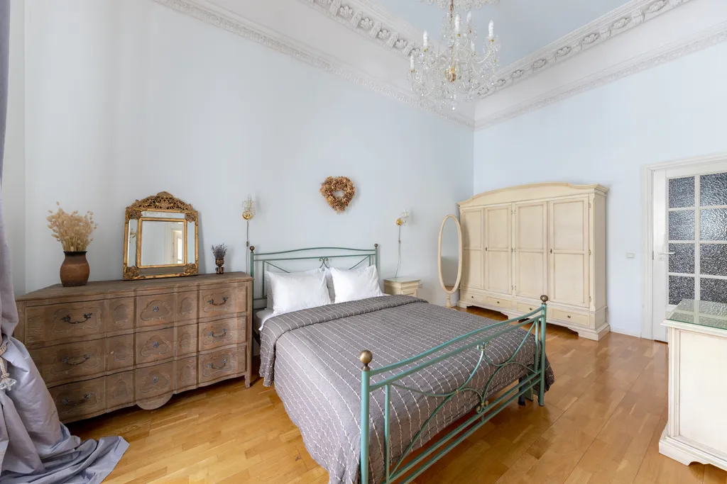 Эксклюзивная видовая квартира в центре