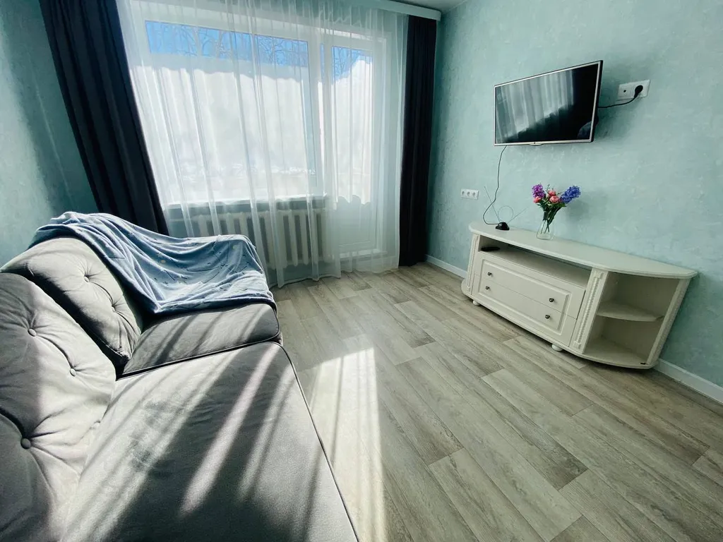 Чистая и уютная квартира — аренда посуточно в Березники