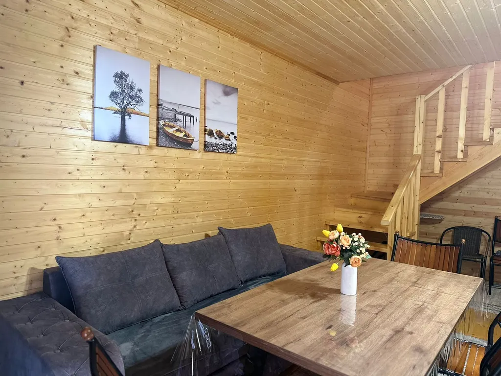 Деревянный домик