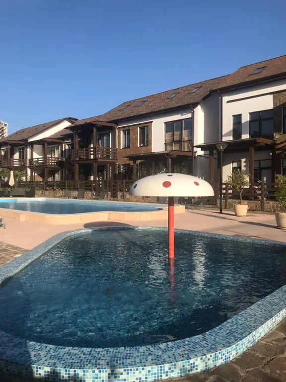 4-комнатная Квартира