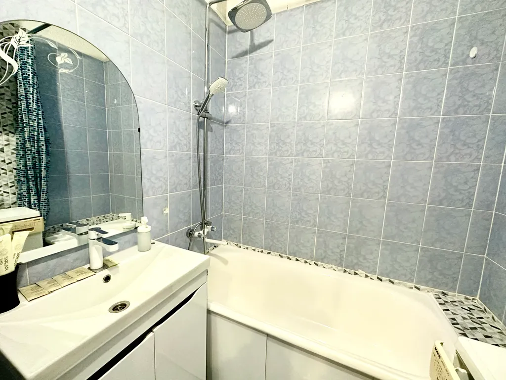 Уютная квартира у ТЦ Сити