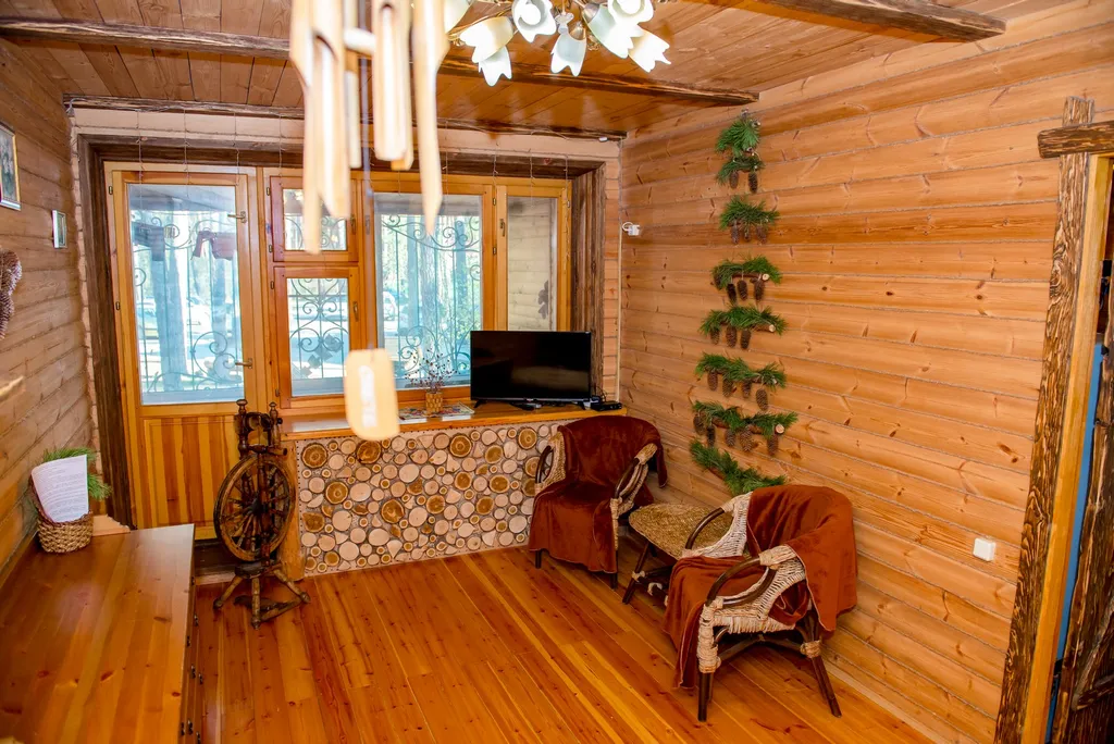 Сказочная Избушка с сауной в соснах у реки