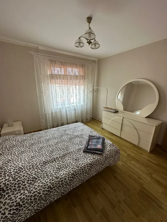 4-комнатная Квартира