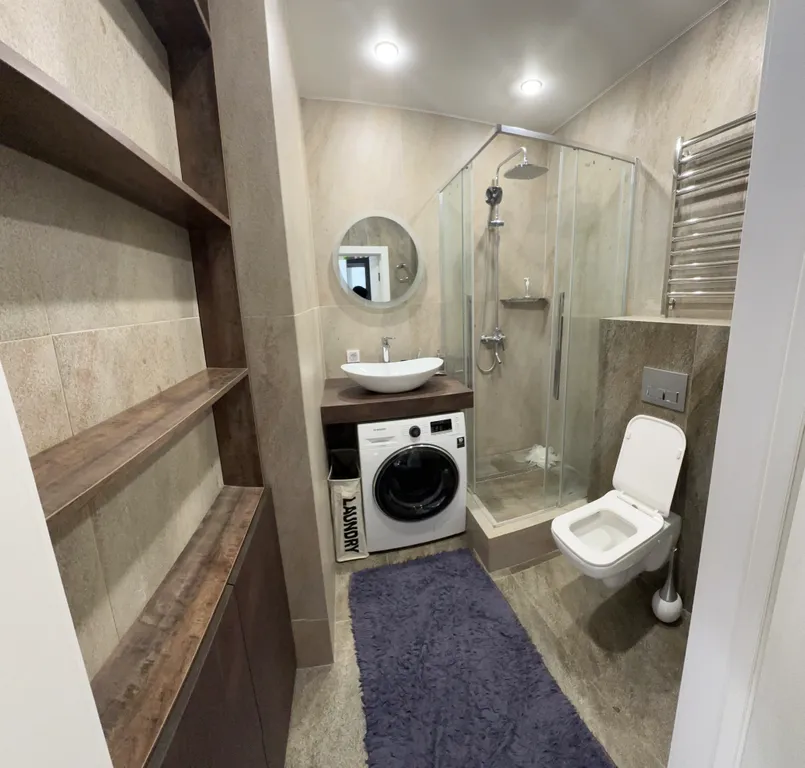 Новая современная квартира