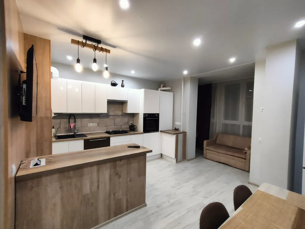 Уютная квартира студия с 2 спальнями