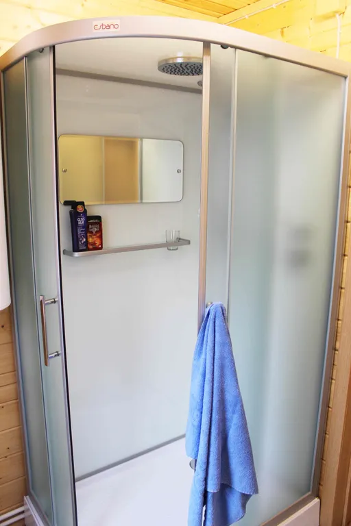 Коттедж 8ми местный коттедж на берегу озера Вуокса — Марьино