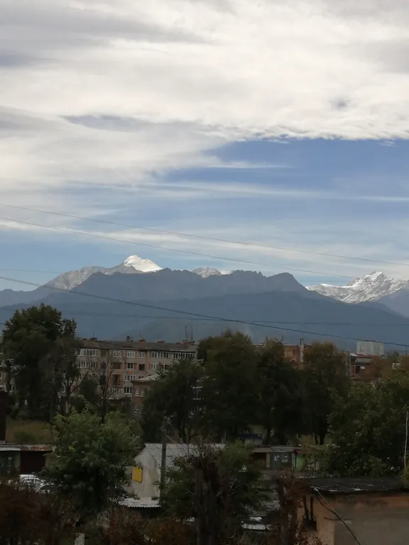 Апартамент с видом на горы