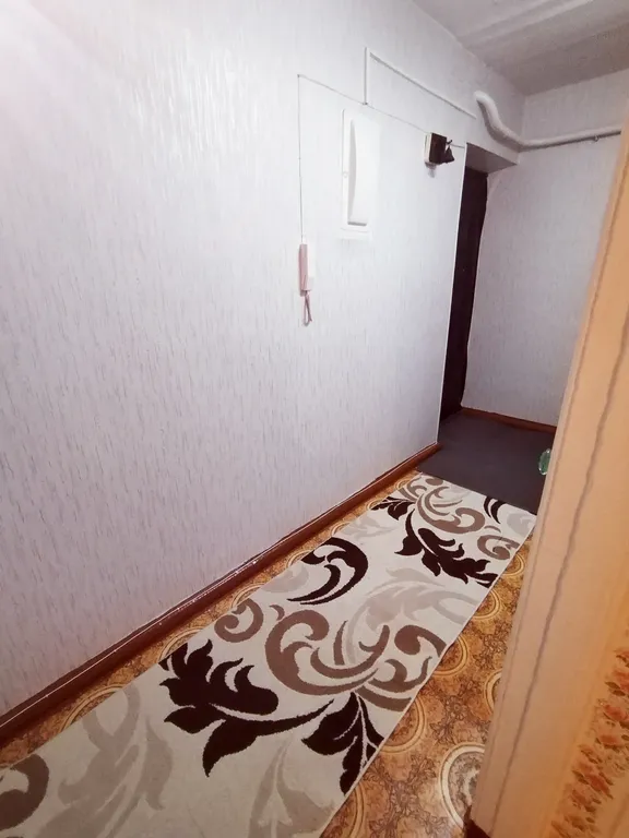 Двухкомнатная квартира с 4 диванами на Ушакова