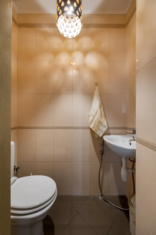 3-комнатный апартамент с балконом в центре столицы