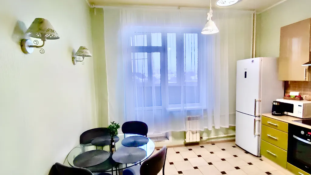 В тишине, и в людях