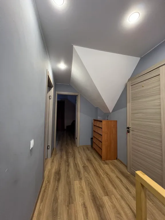 4-комнатный Дом