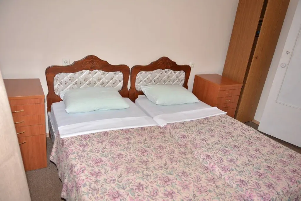 Квартира Комната — Бжид