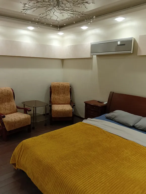 Уютная квартира напротив Дворца игровых видов спорта