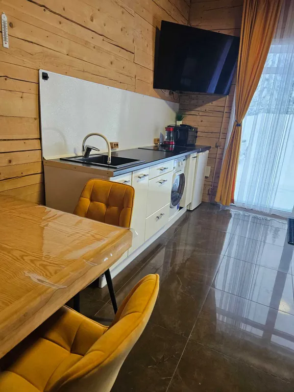 Коттедж Уютный дом в окружении пихтовых деревьев — Шерегеш