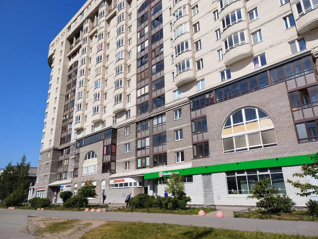 Уютная 1-комнатная квартира, монолитный дом, шлагбаум ,охрана, видеонаблюдение