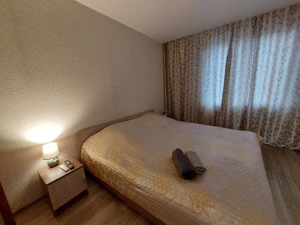 Трехкомнатная квартира в центре города — аренда посуточно в Кингисепп