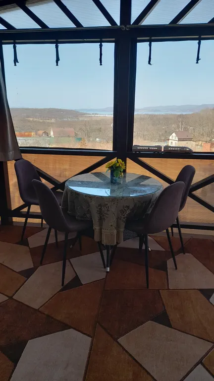 Комфортный дом с видом на море, уличный бассейн, восхитительные закаты