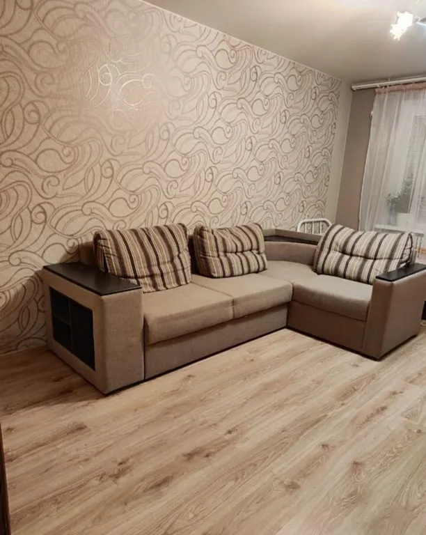 Квартира Семейная 3-комнатная квартира — Великий Новгород