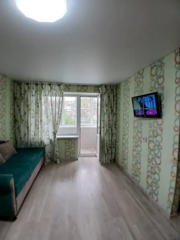 Уютный уголок почти в центре города не далеко от озера и парка