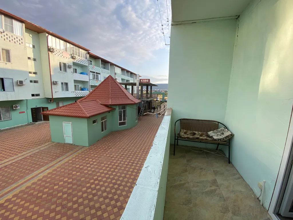 Студия на берегу моря