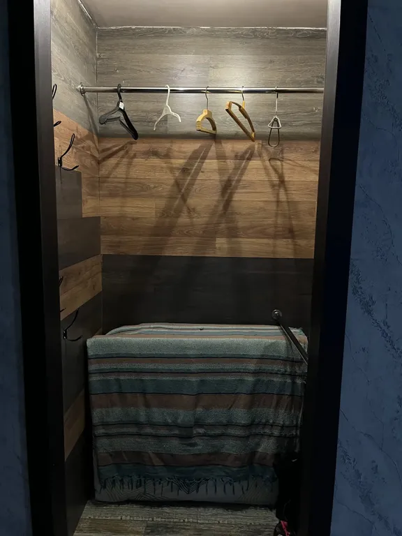 Домик на реке Волга