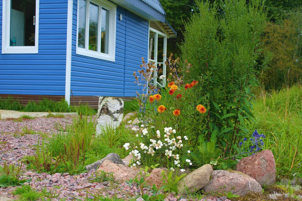 Коттедж Тёплый коттедж с баней на очень большой уединённой территории — Кротово