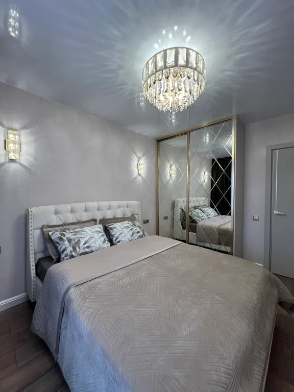 Просторная и уютная квартира в новом ЖК — аренда посуточно в Яблоновский