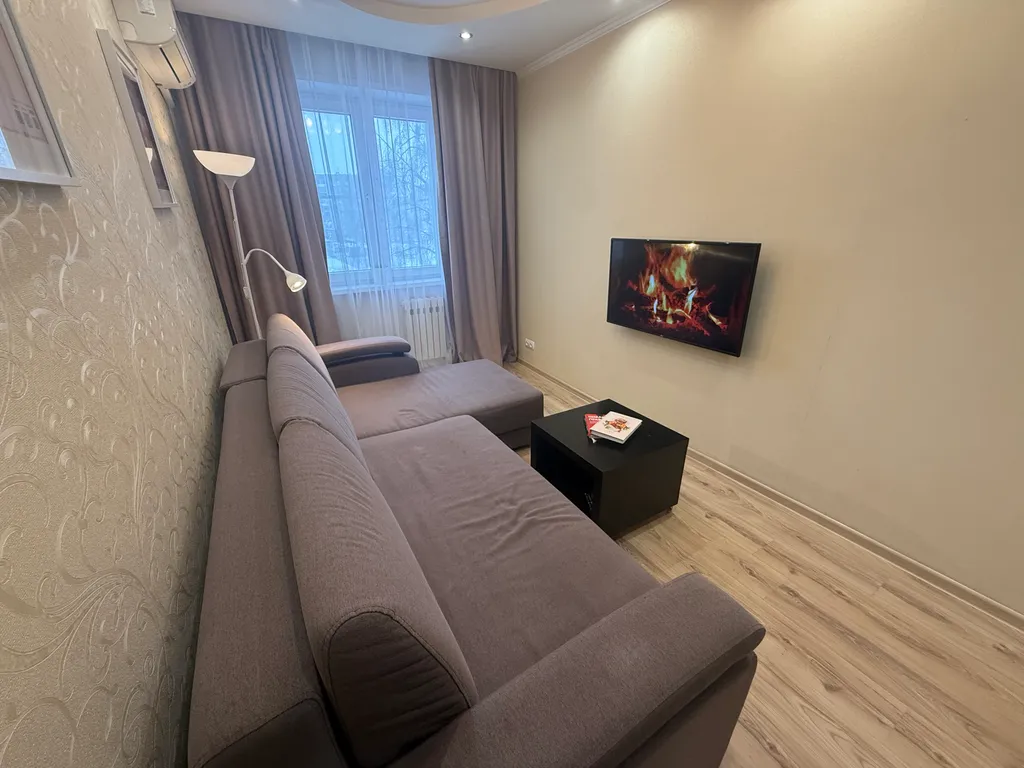 "В Гости!" на Пионерском 53 (2к квартира рядом с Сити-Молл)