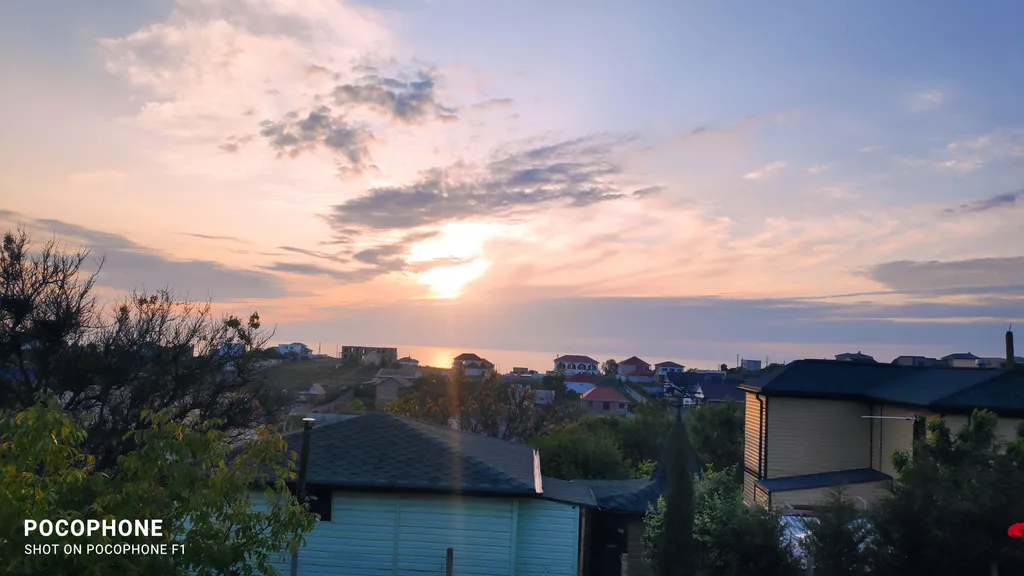 Домик у моря