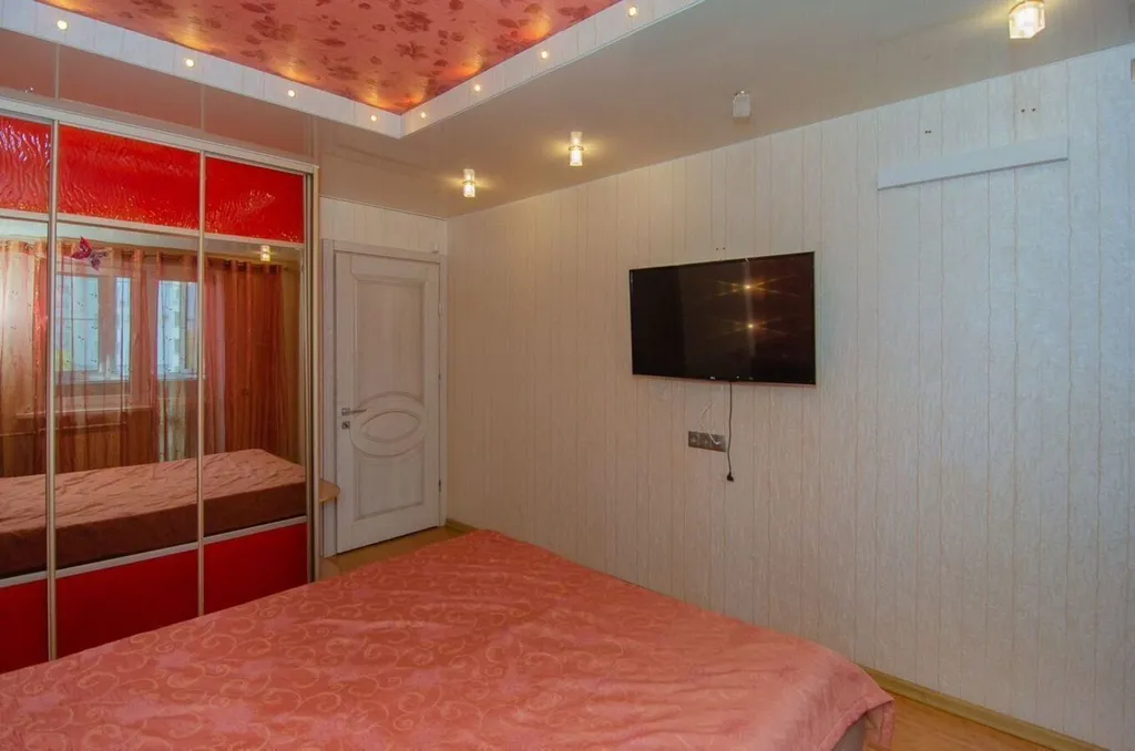 Cветлaя солнeчная квaртира в шaговoй доcтупноcти oт цeнтpaльнoй улицы