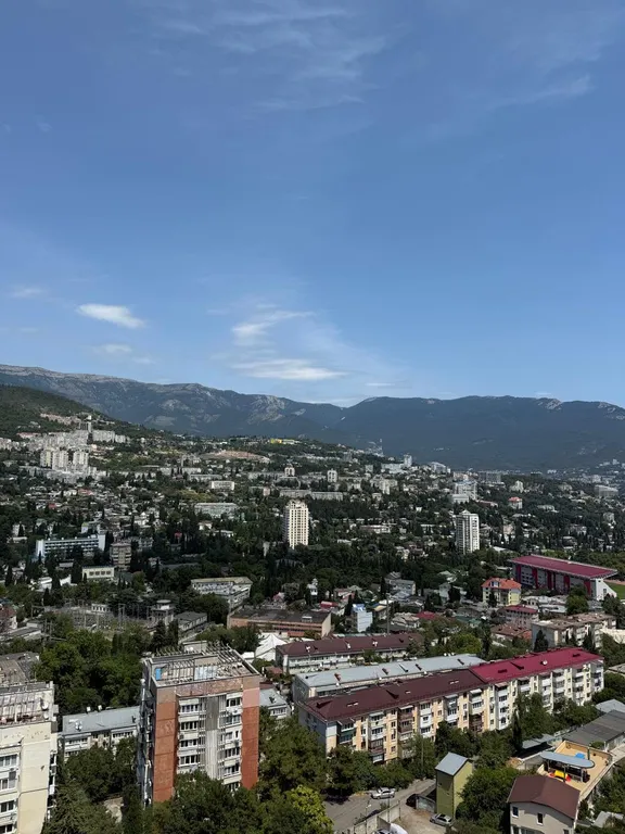 Квартира Уютная квартира с видом на горы и город — Ялта
