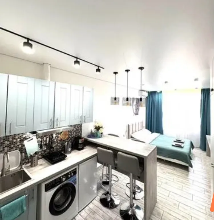 Уютная студия в центре города рядом с морем