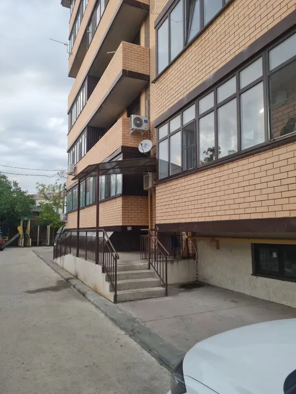 Квартира на улице Парижской Коммуны 1И