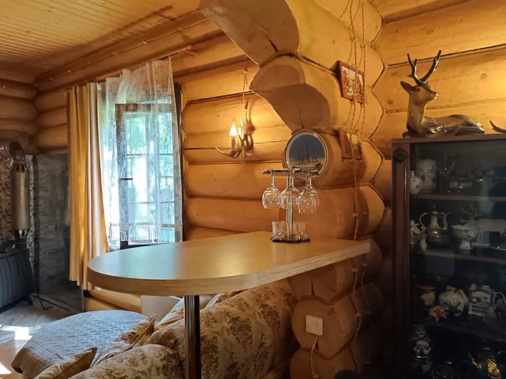 Дом с пианино