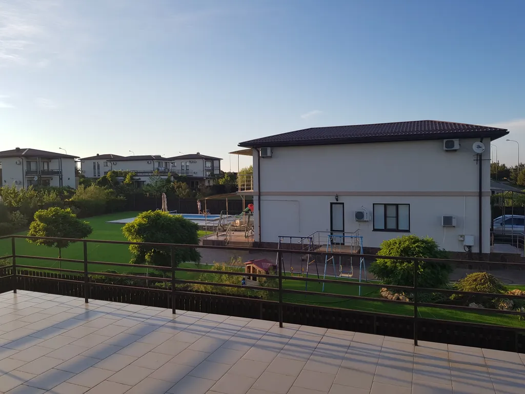 Гостевой дом в охраняемом поселке