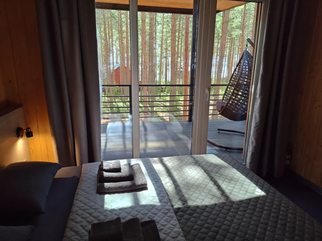 Коттедж Уютный большой дизайнерский дом в лесу Селигера на берегу озера Волго — Турбаза Чайка