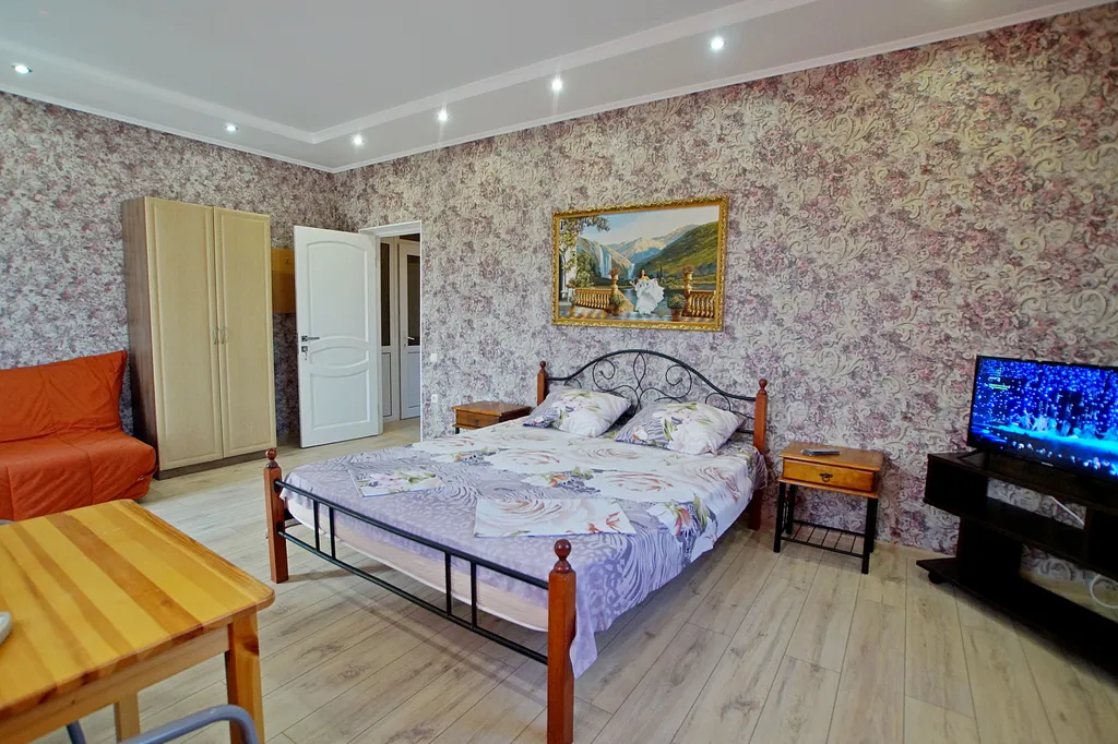 Квартира Двухкомнатный семейный люкс — аренда посуточно в Витязево