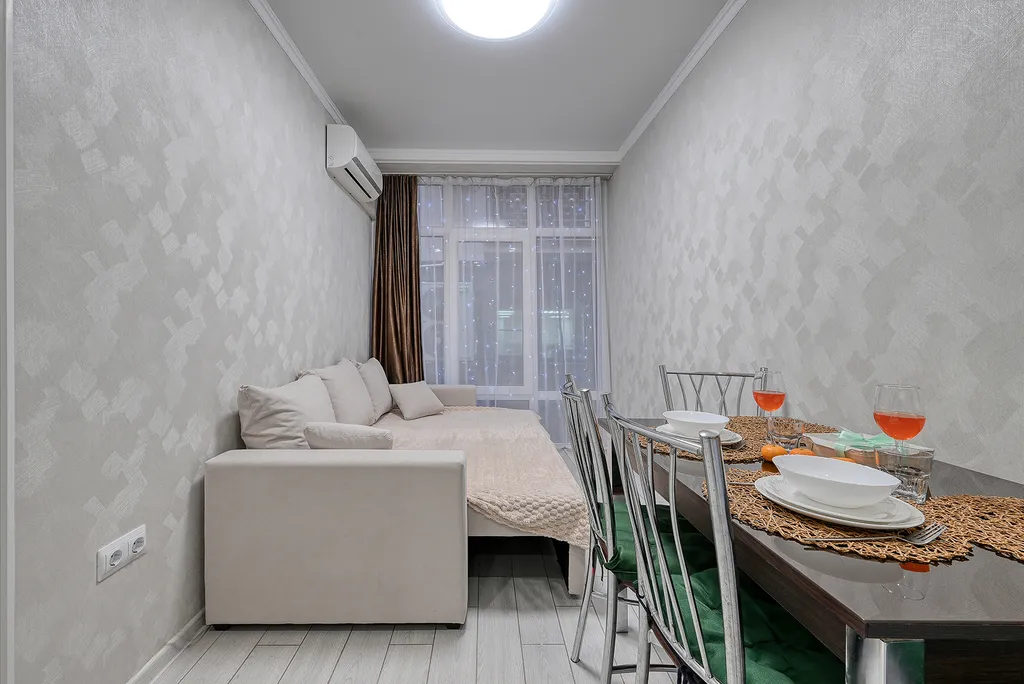 Евро 2-комнатная у Казино и Ред Арены 01