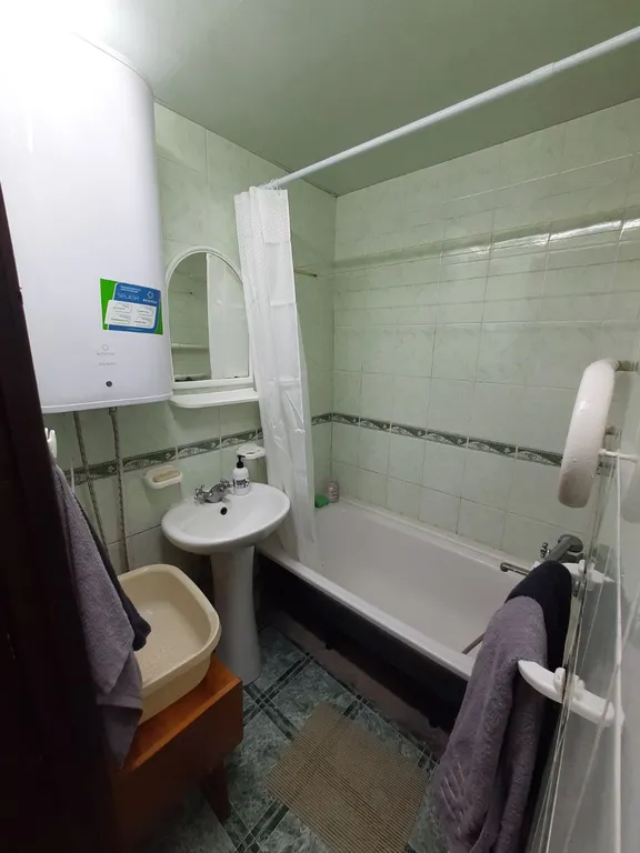 Круглосуточно вода и горячая и холодная