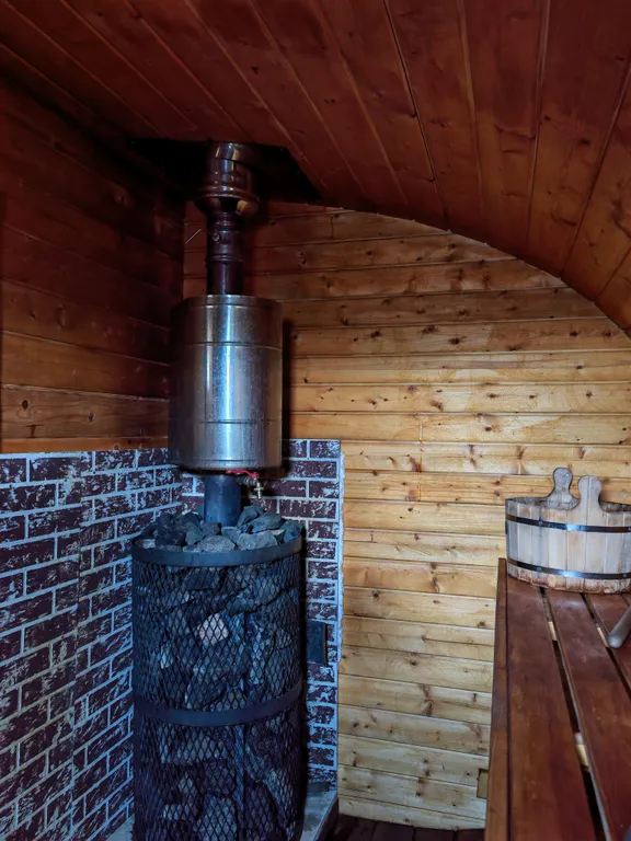 Дом с баней и чаном