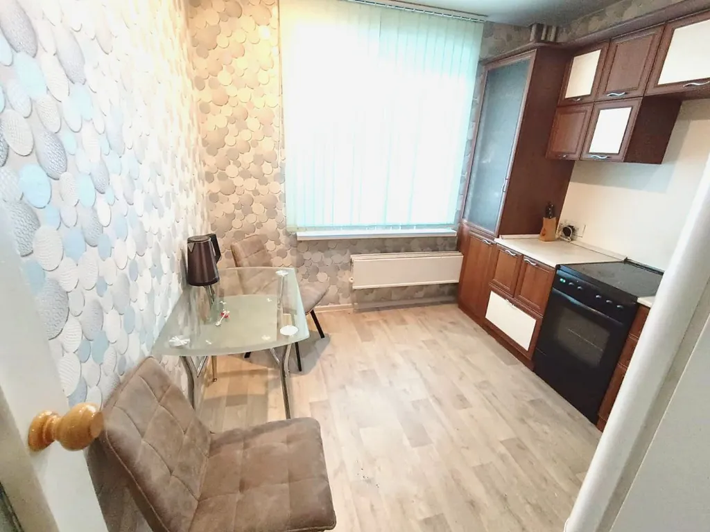 Квартира возле ТЦ Оптима