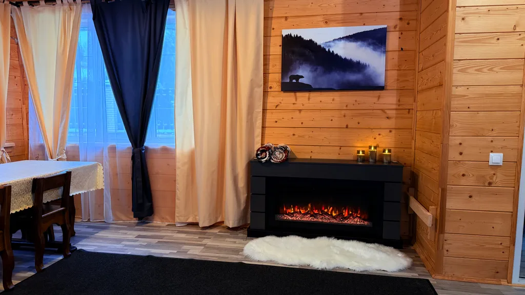 Коттедж с русской баней, горячей джакузи под звездам и бассейном