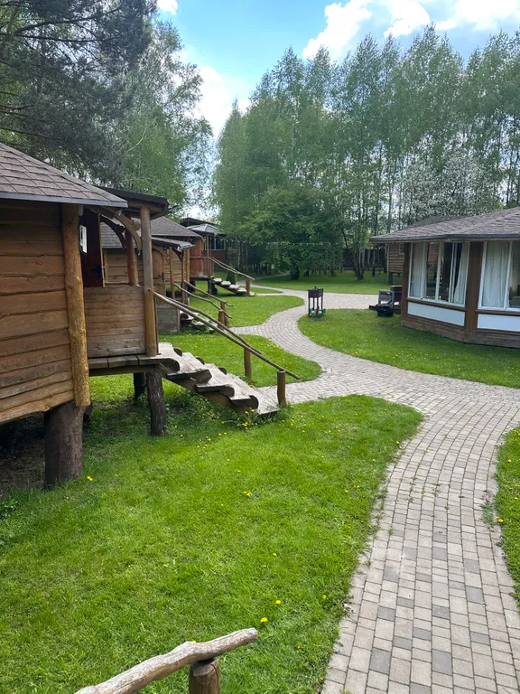 Уютное бунгало в парк-усадьбе Вишня