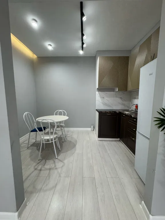 Просторная 2-комнатная квартира в элитном районе Алматы