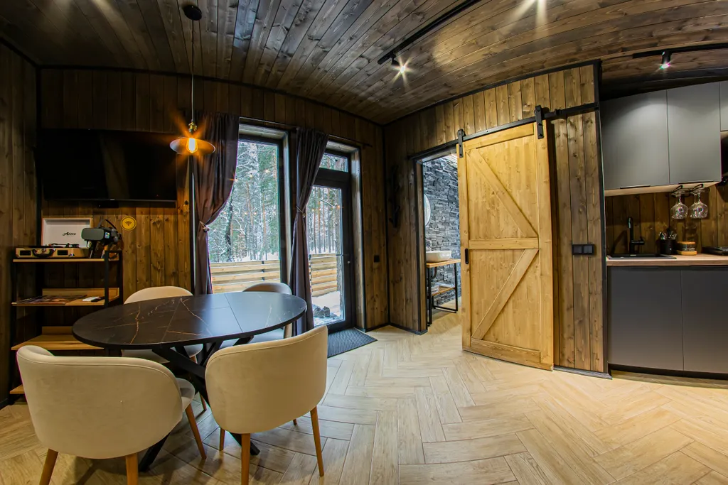 Вилла в сосновом лесу с чаном и баней