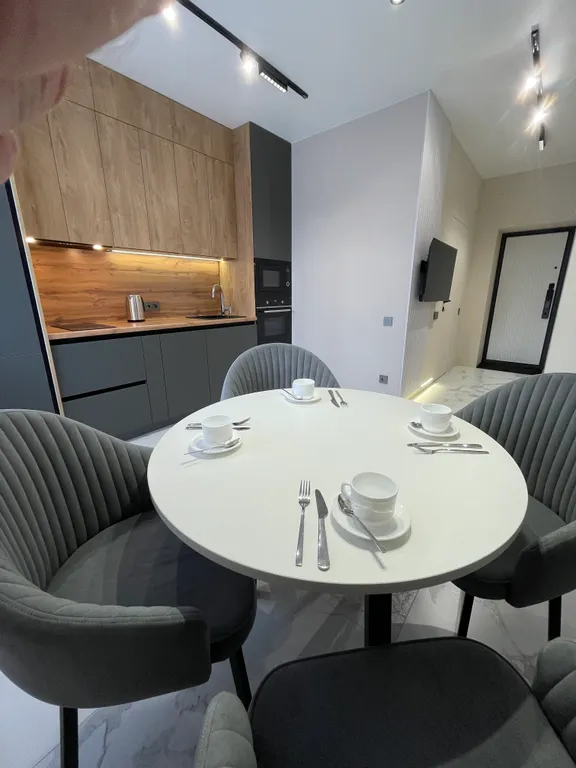 Lux квартира в прибрежном микрорайоне — аренда посуточно в Омск