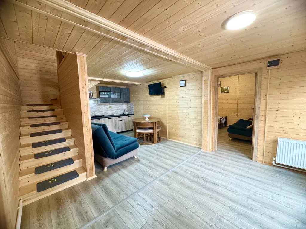 4-комнатный Дом